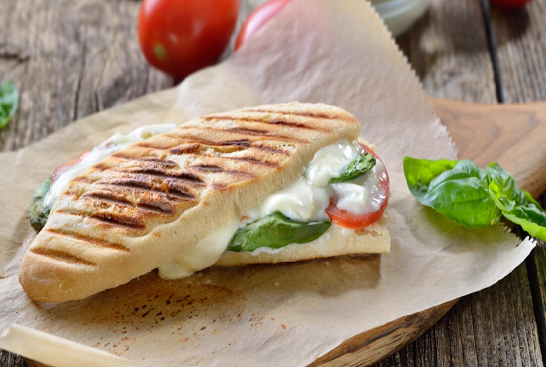commander paninis à 29217 Plougonvelin